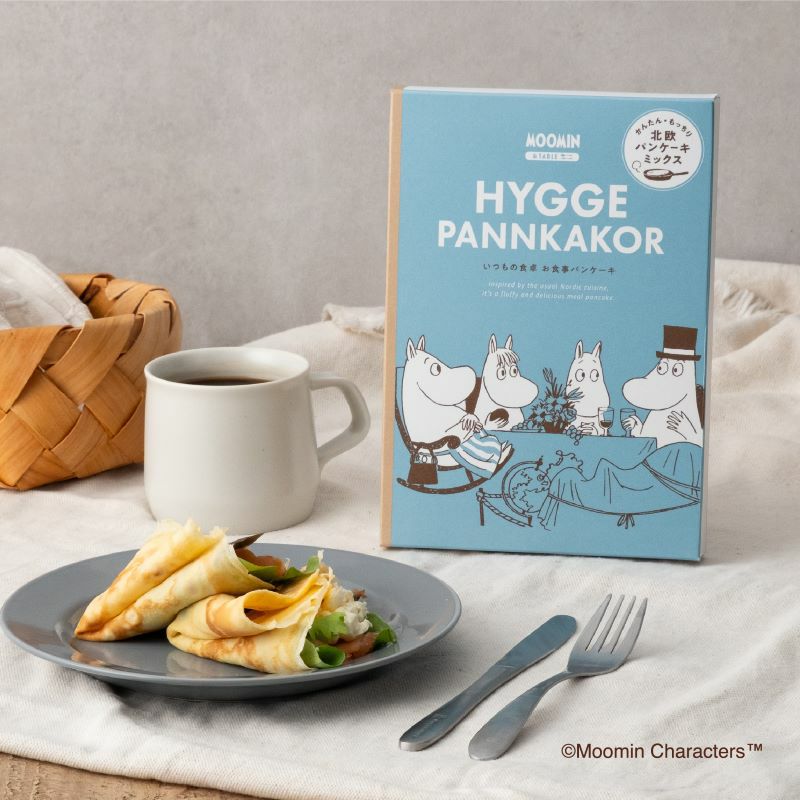 【超希少】ムーミンカフェ限定 『パンケーキを持ったムーミンママ 』ぬいぐるみ ムーミン×シュガーバターの木】ムーミンママのパンケーキを